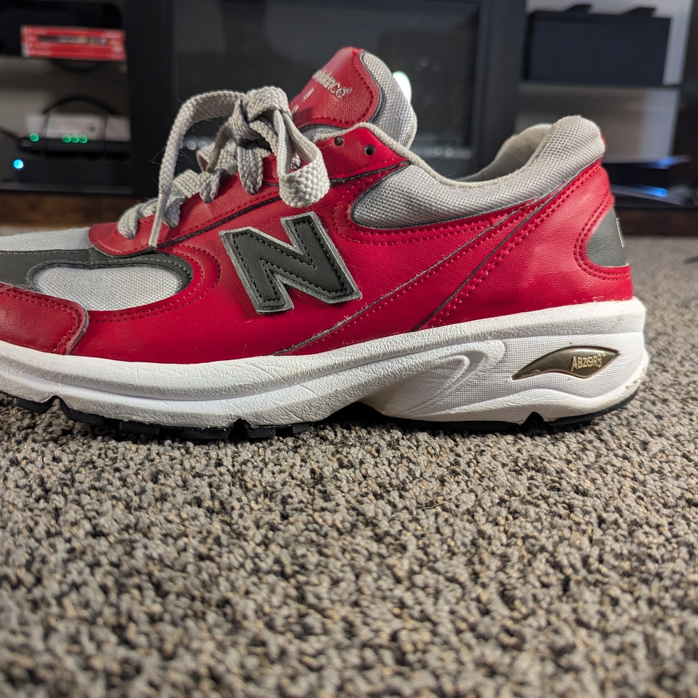 New Balance 498